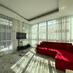 Апартаменты Sa Apartments! 2bd Flat 200m To The
