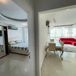 Sa Apartments! 2bd Flat 200m To The