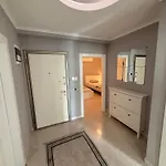 Sa Apartments! 2bd Flat 200m To The شقة *