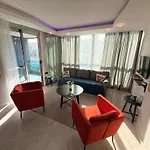 Апартаменты Sa Apartments! 2bd Flat 200m To The