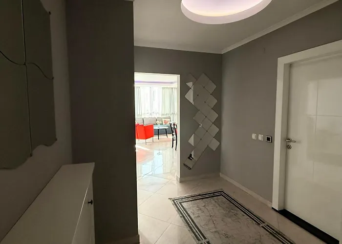 Sa Apartments! 2bd Flat 200m To The Apartment *